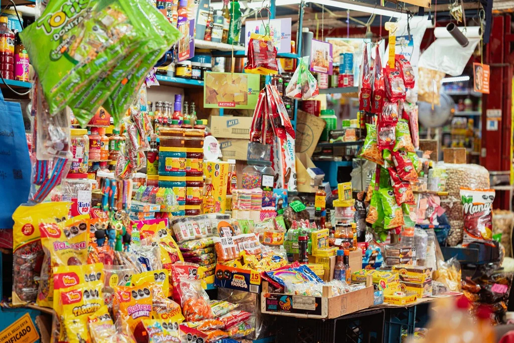 La industria de la comida chatarra se dio cuenta que hay algo mejor que vender dulces a los niños: ir por adultos nostálgicos 