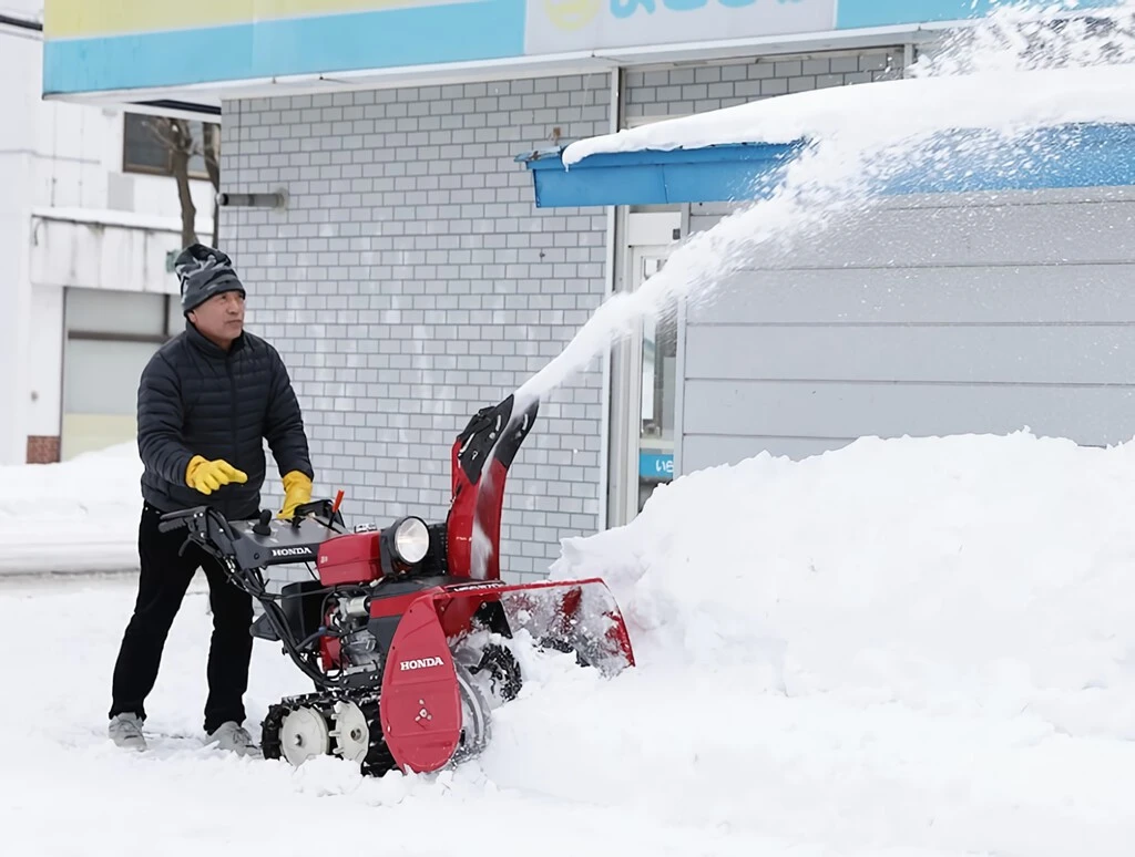 El nuevo vehículo híbrido de Honda no es lo que imaginabas pero puede ser muy útil si te topas con nieve 