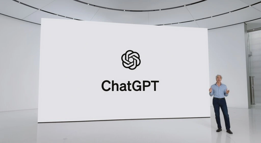Apple ha publicado las primeras comparativas de su IA contra otras. Ya entendemos por qué han recurrido a ChatGPT y OpenAI 