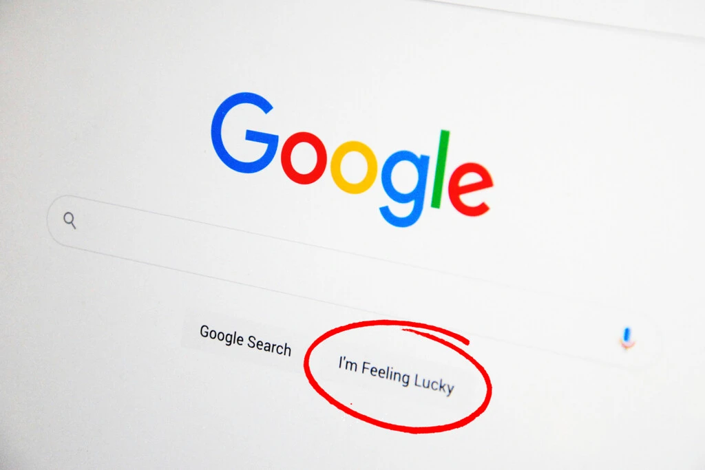 Google prepara un cambio histórico en sus búsquedas: el botón 