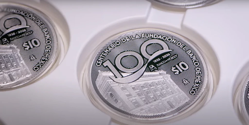 México lanza una colección especial de monedas y billetes conmemorativas por los 100 años Banxico: este es su precio 
