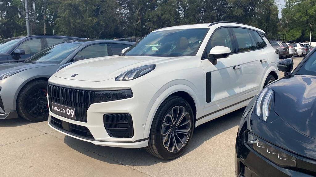 Lynk & Co llega a México con tres nuevas SUVs híbridas enchufables: más de 800 km de autonomía y garantía de hasta 8 años 