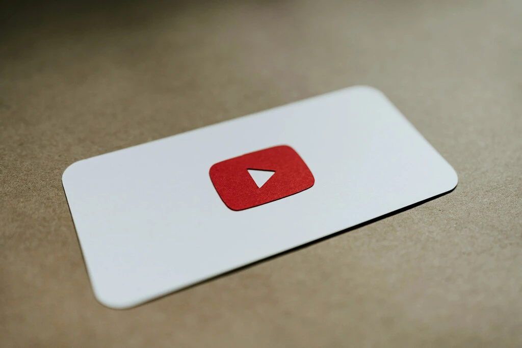 YouTube imita una de las grandes ideas de Spotify para que paguen por no tener comerciales: un plan en pareja 