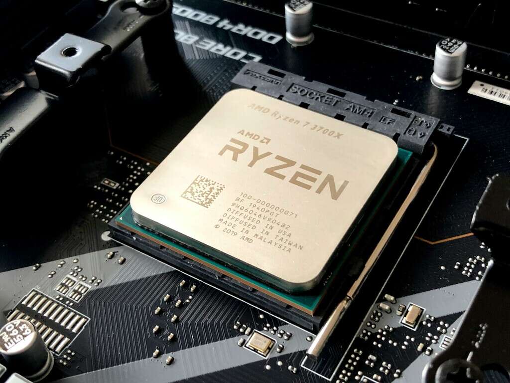 Alguien compró online 4 CPU 'rotas' por 65 euros para poder repararlas, pero acabó con un auténtico 