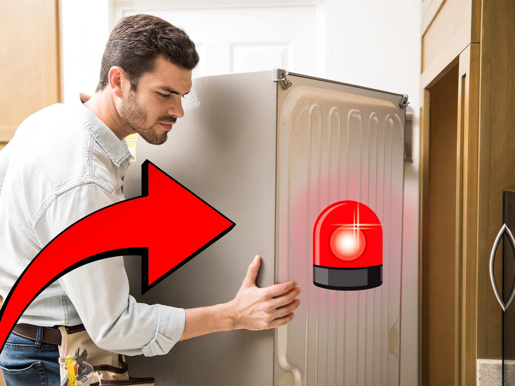 El misterio del agua en el refrigerador: la causa que nadie te dice y cómo solucionarla
