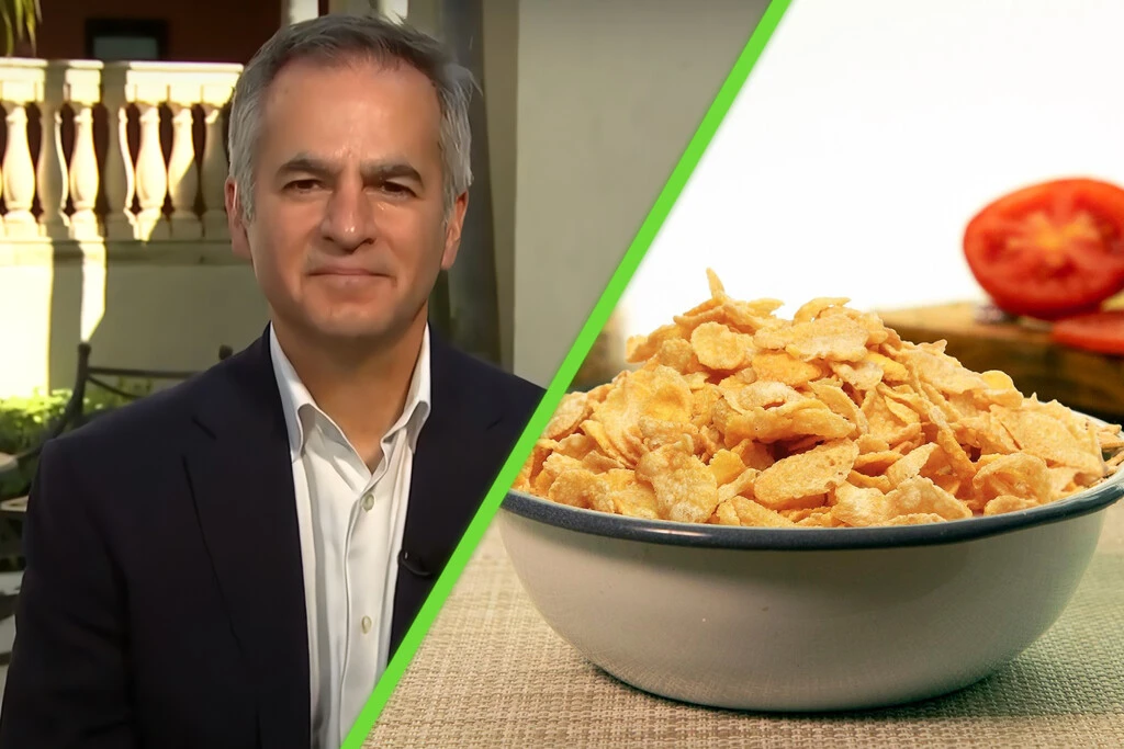 Mientras millones de familias enfrentan la crisis, el CEO de Kellogg’s dice que cenar cereal es la solución 
