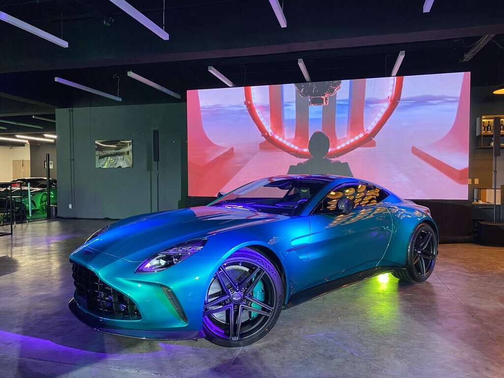 Cuesta cinco millones de pesos y corre a más de 300 km/h: Aston Martin Vantage llega a México 