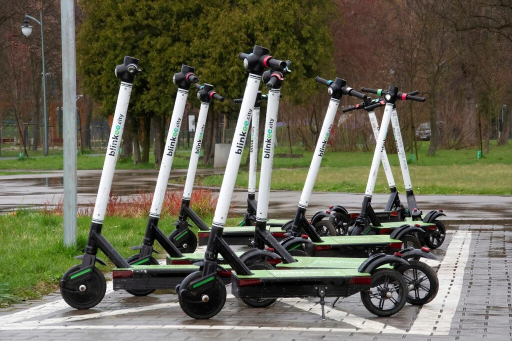 Nueva licencia permanente de CDMX no sirve para patines, bicicletas y motos eléctricas: capitalinos pagarán otro trámite de hasta 989 pesos 