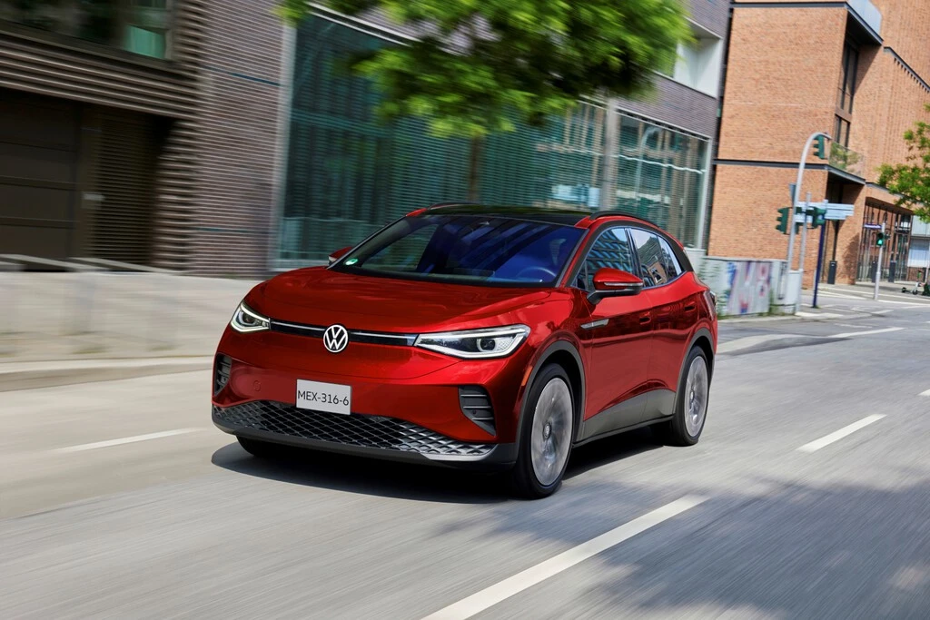 Volkswagen ID.4 llega a México: el primer SUV 100% eléctrico de la marca aterriza con 423 kilómetros de autonomía y tres años de garantía 