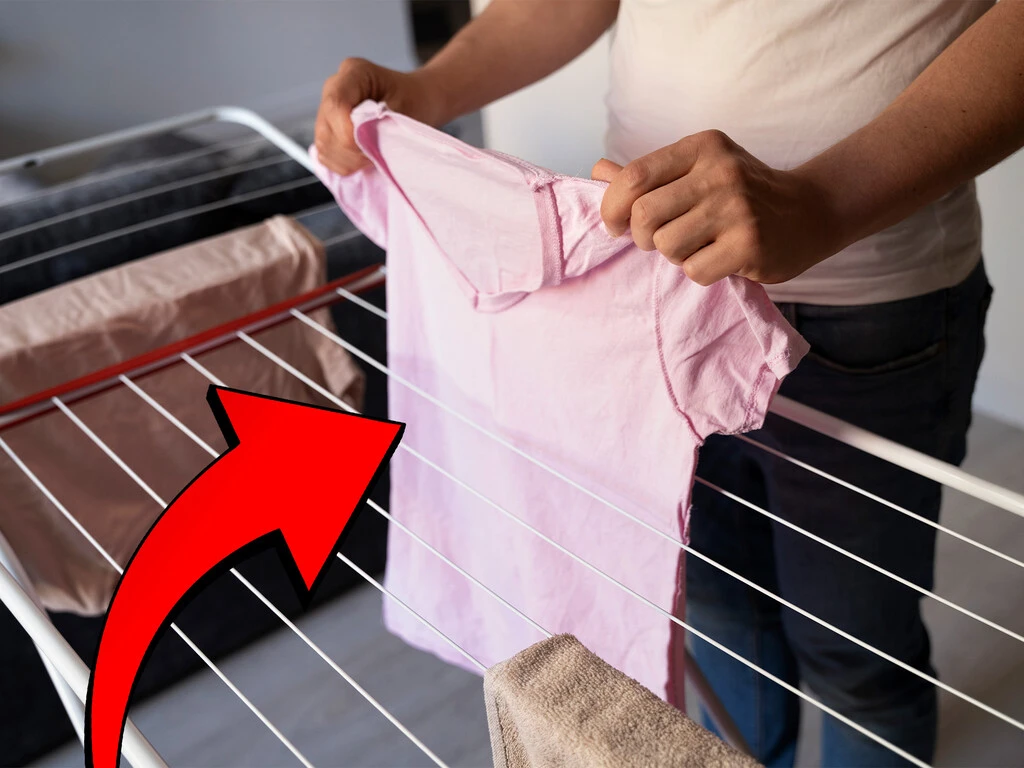 Si no lavas cuando llueve, esta es la manera sencilla de secar tu ropa dentro de casa 