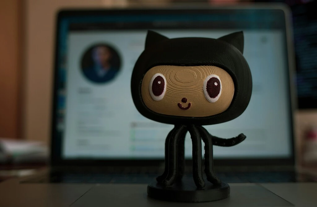 China ya tiene su propio GitHub. El problema es que están clonando muchos proyectos de usuarios sin permiso 