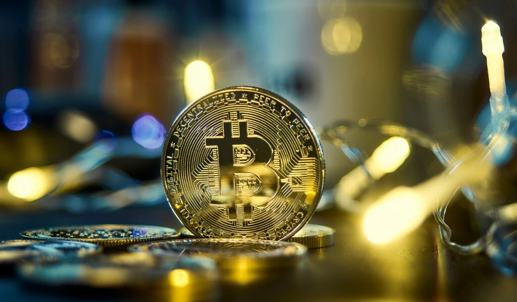 De 22 milmillonarios en el mundo que hicieron su fortuna con criptomonedas, solo seis lo son por invertir en bitcoin 
