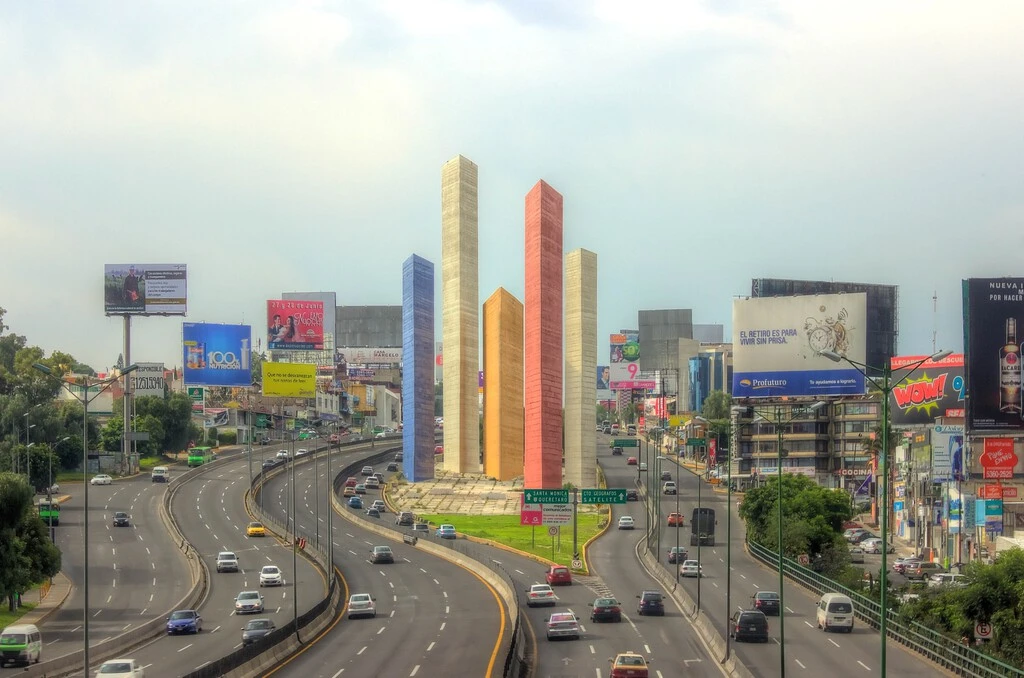 Ha empezado el Hoy No Circula en México: esto es lo que cambia a partir de este mes y los lugares donde aplica 
