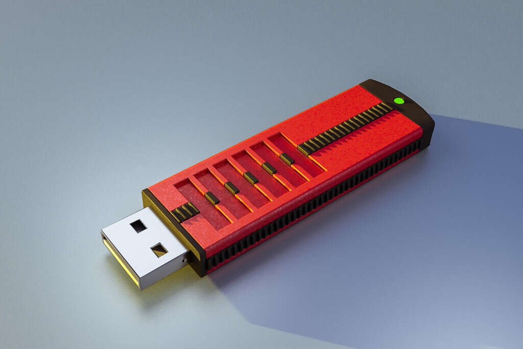 Alemania creó un pendrive indestructible que dura más de 200 años, el problema es que no es capaz de almacenar casi ningún documento 