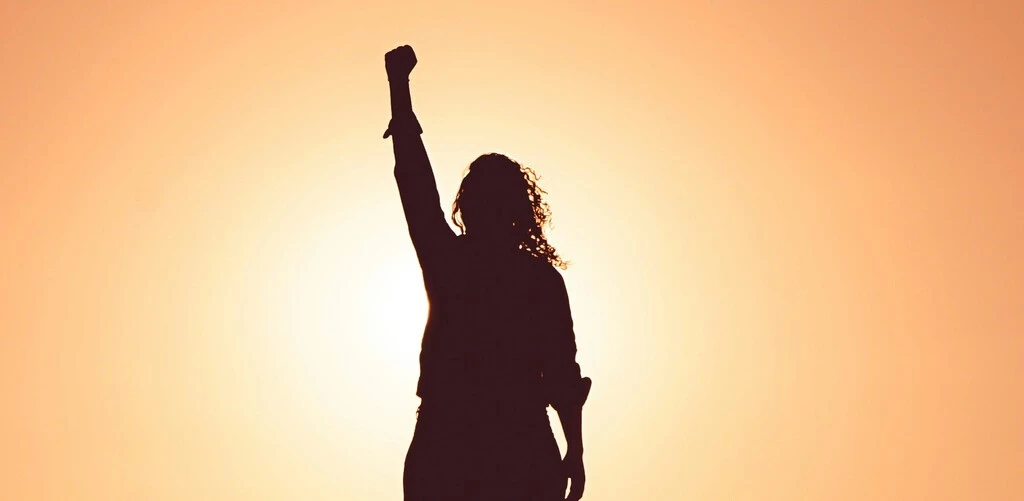 Fue despedida de su empleo y poco después volvió a la misma empresa con un salario mayor, una jornada de cuatro días y más vacaciones 