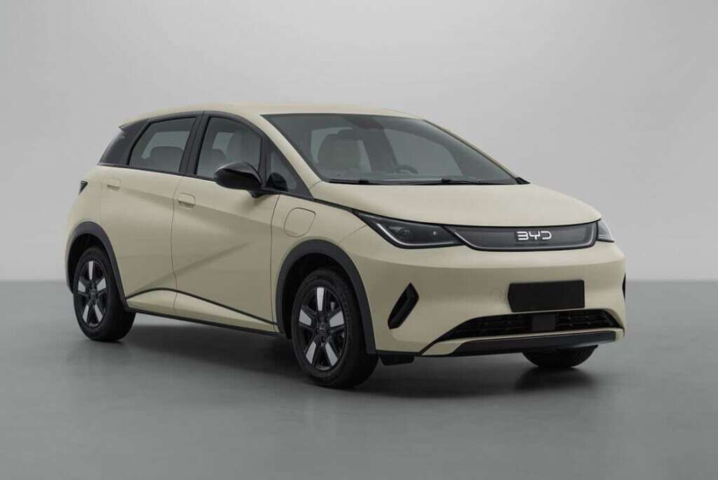 BYD Dolphin 2026: su hatchback eléctrico estrella tiene nuevo diseño y motorización 