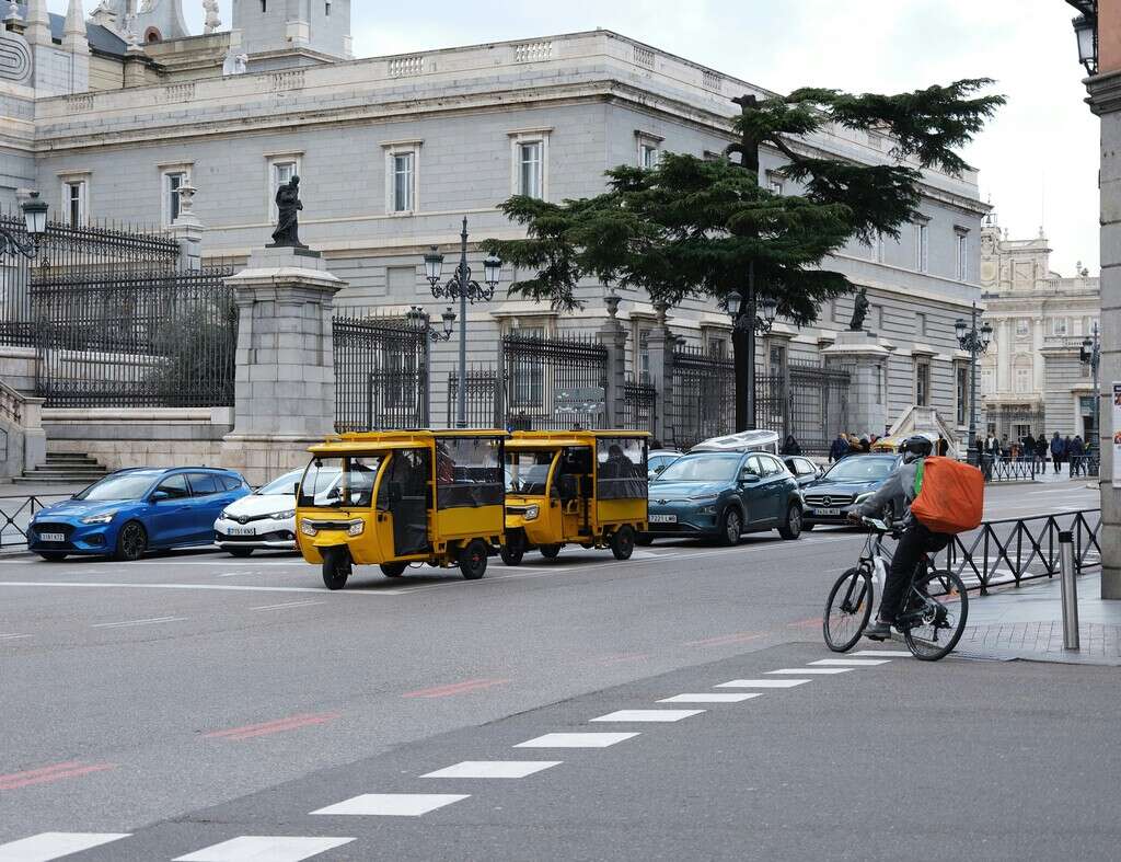 Las personas con más de un trabajo en España han ido en aumento: es la solución para hacer frente al alto costo de la vida 