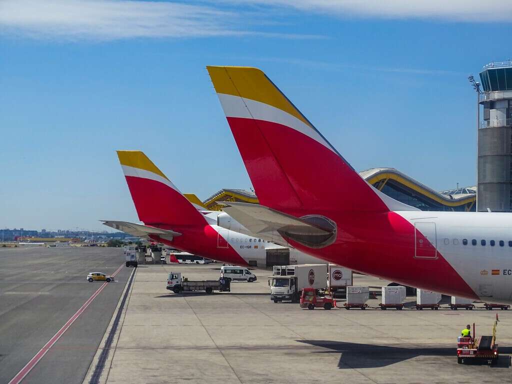 Un fallo informático en Aena está generando el caos en todos los aeropuertos de España: se avisa de importantes retrasos 