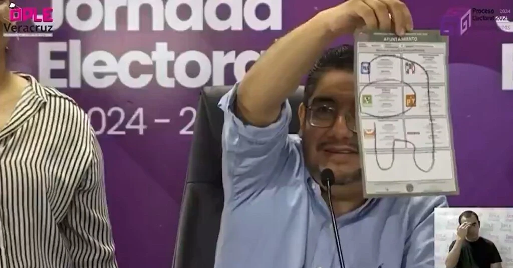 Alguien dibujó un personaje de Among Us en las votaciones de Veracruz: el Partido Verde quería que se los contarán como voto válido 