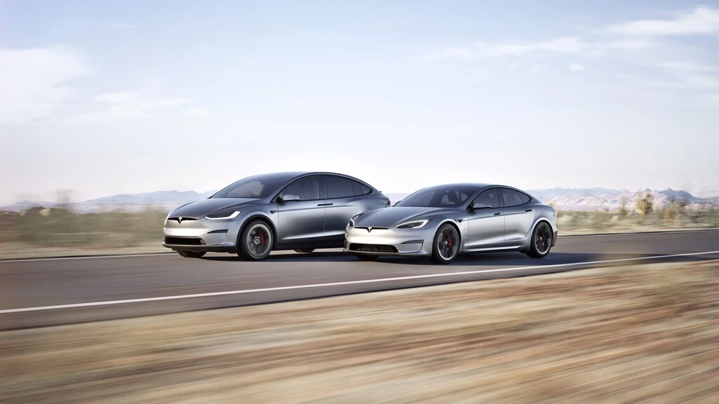 Tesla inicia retiro de más de 100,000 autos por un problema tan básico que es muy grave: falla en advertencia del cinturón de seguridad 