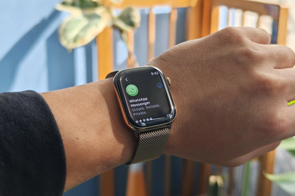 El Apple Watch cambia para siempre: la nueva app de WhatsApp te deja contestar mensajes desde la muñeca 