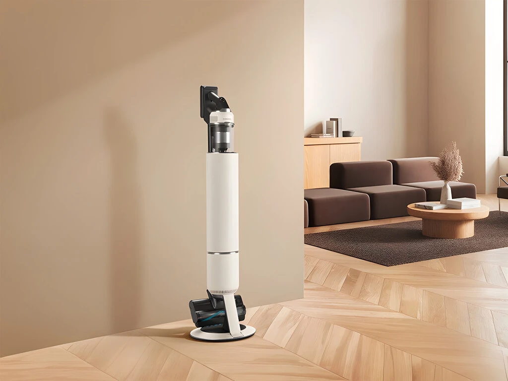 A Samsung no le basta competir contra Apple y ahora va por Dyson: esta es la aspiradora Bespoke AI Jet Ultra
 