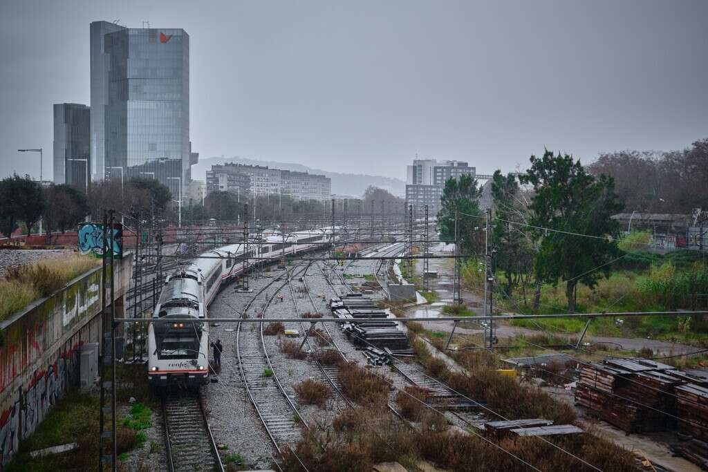 El Gobierno mantiene el abono de Renfe gratis en 2025: así podrás obtenerlo a partir de enero 