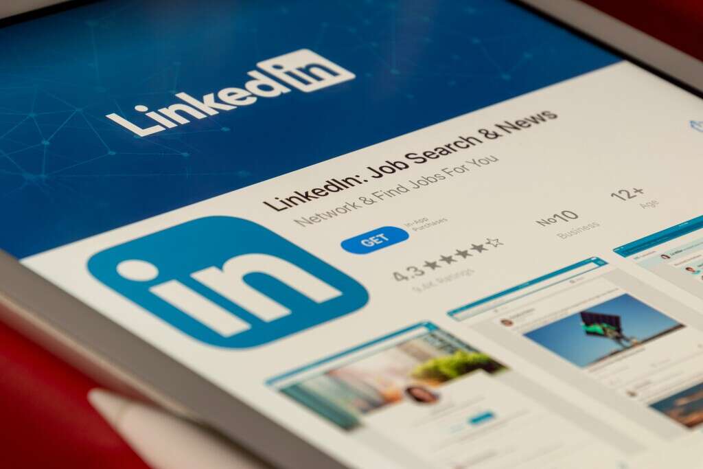 Un ex reclutador de Google cree que el cartel de 'abierto a trabajar' de LinkedIn espanta: 