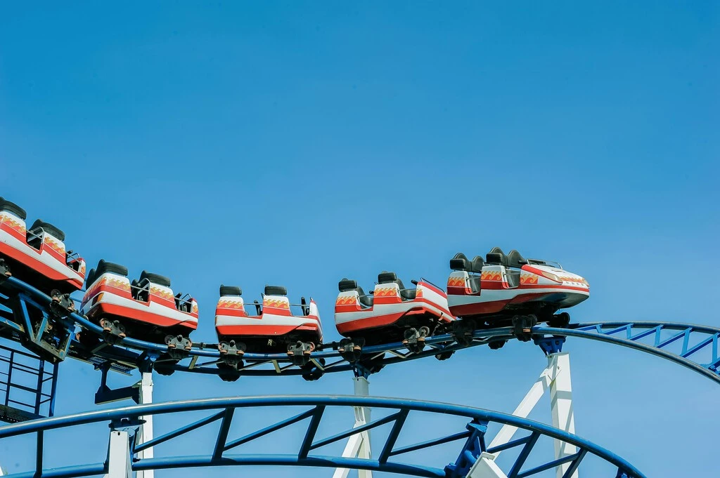 El día que un médico descubrió que una atracción de Disneyland ayudaba a sus pacientes a expulsar cálculos renales 