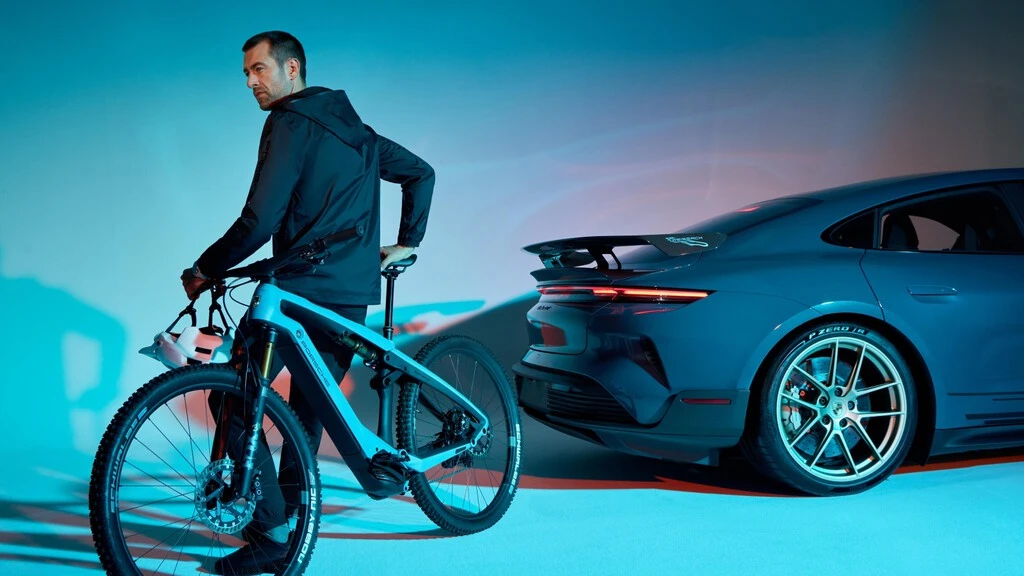 Porsche tiene una nueva bicicleta eléctrica y con su precio casi te puedes comprar el auto más barato de México 