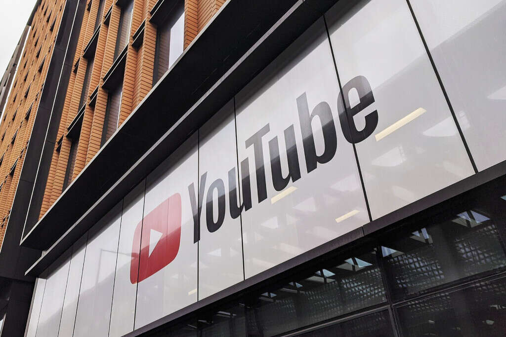 YouTube sabe que odias los anuncios, pero tampoco quieres pagar Premium: su solución es un plan 