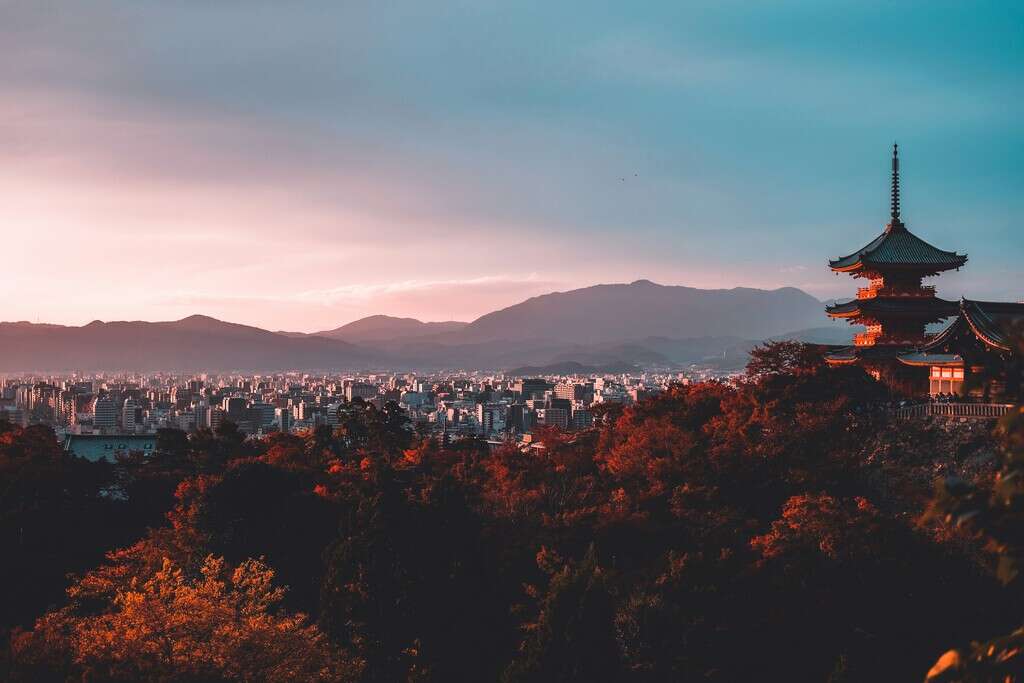 La jornada de cuatro días llega a Japón. Tokio ya tiene fecha y planes para dar un giro radical a su cultural laboral agotadora 