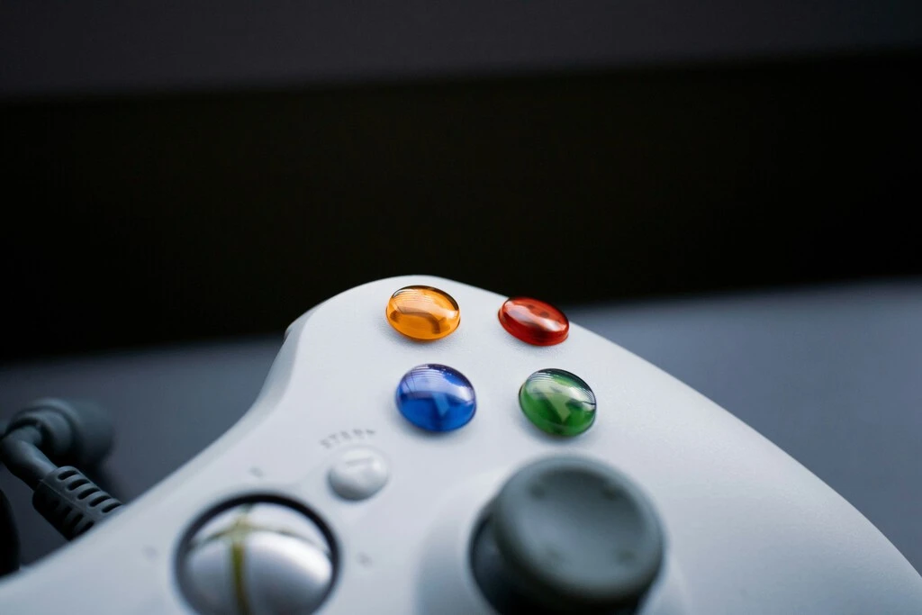 Casi 20 años después, Xbox actualiza su consola más querida solo para decirte algo: compra la Xbox Series 