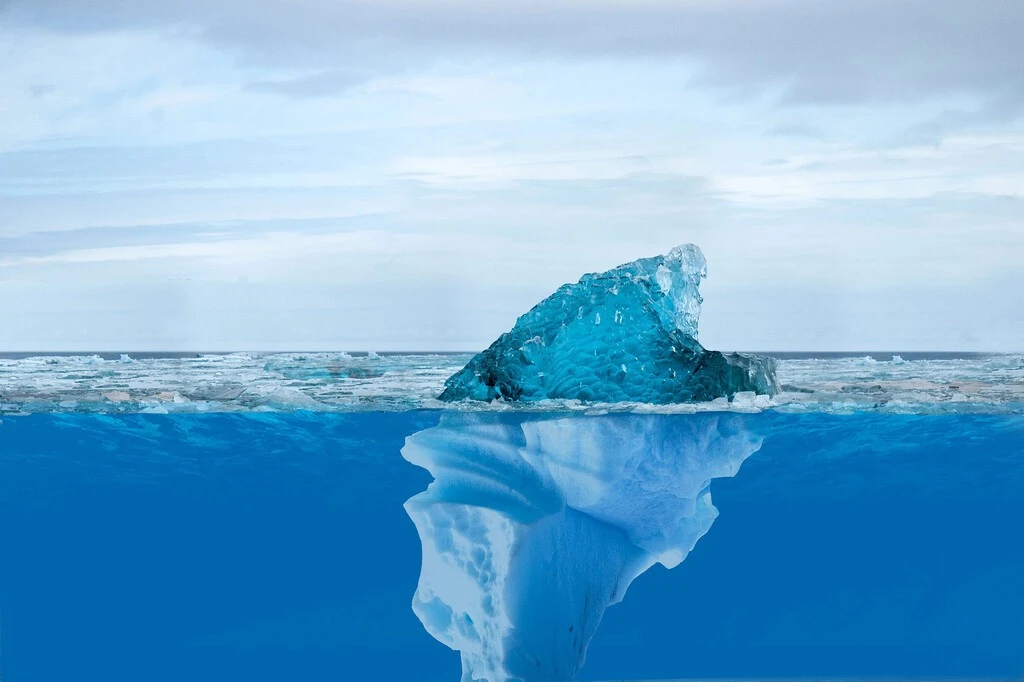 Esta web hace justo lo que siempre he querido: dibujo un iceberg y me dice qué parte flota 