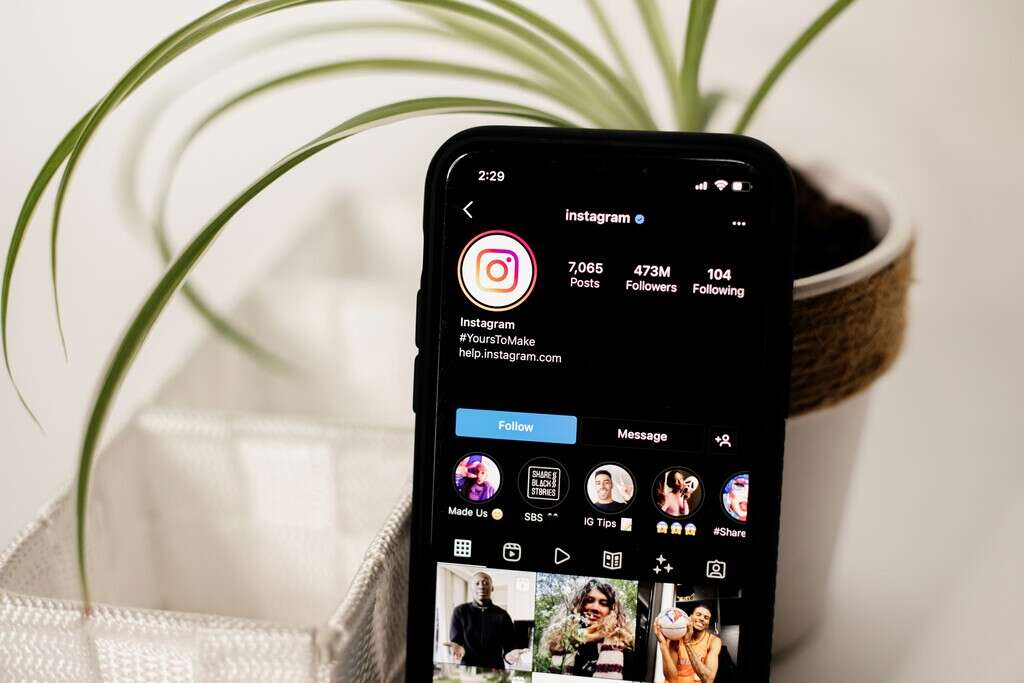 Instagram nunca ha publicado cuánto dinero ingresan por publicidad. Han tenido que compartirlo, y es mucho más que YouTube 