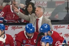 Cowan: Habs’ St. Louis, Canes’ Brind’Amour share strikingly similar coaching traits