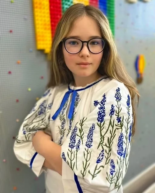 Мозгова показала, яку вишивнку вдягнула її молодша донька