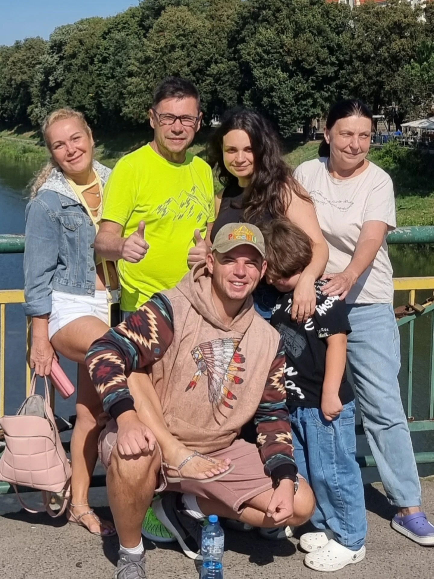 Який вигляд зараз має Лесик, який пережив клінічну смерть після отруєння. Його зняли на відпочинку