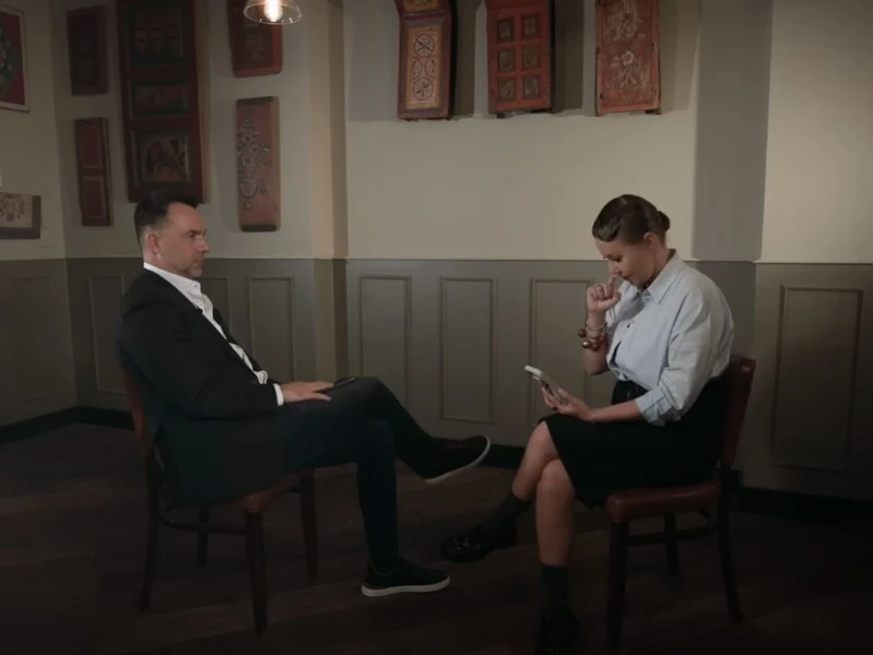 Арестович заявив, що віддав би Путіну чотири області України й Крим, якби став президентом