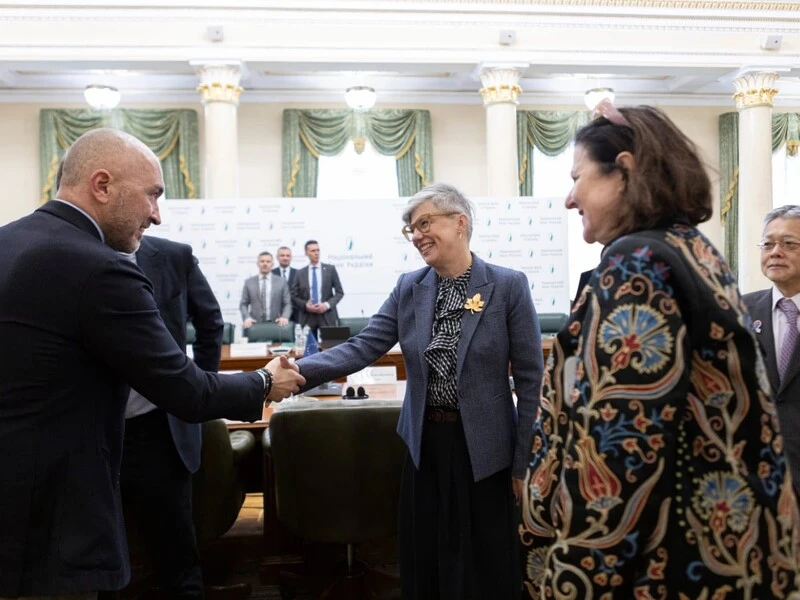 Ситуація навколо банку Порошенка стала темою обговорення між НБУ та дипломатами G7 і ЄС