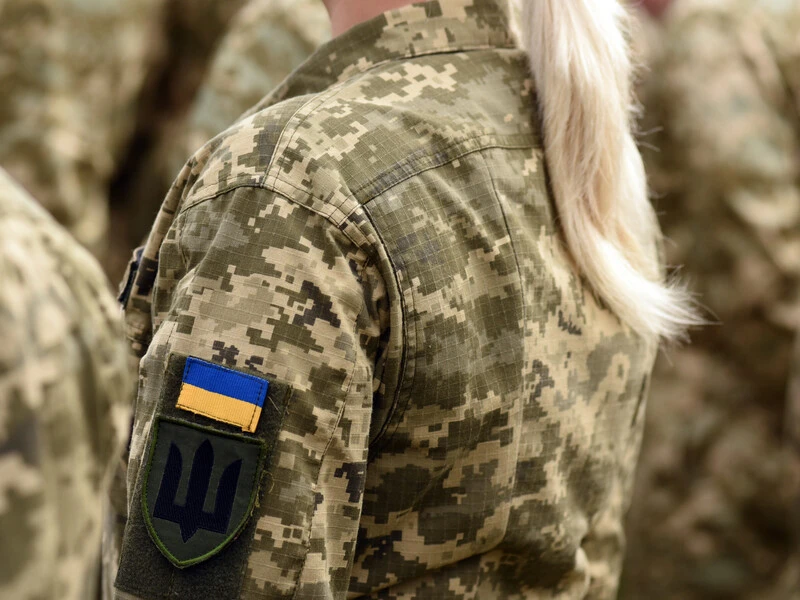 Рада розглядає законопроєкт про гендерну рівність і протидію сексуальним домаганням до жінок у ЗСУ