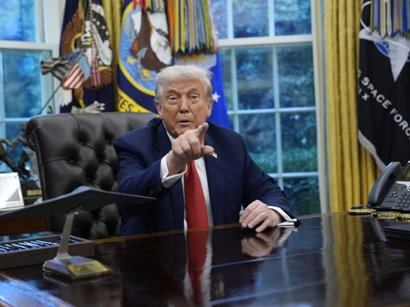 Трамп розкрив, що чекає на американських генералів на термінових зборах Пентагону. Він буде там особисто