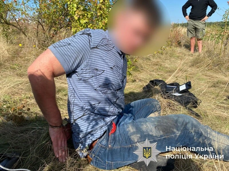Ексучитель, який міг убити двох підлітків у Шаргороді, раніше душив одного з них, у соцмережах – 
