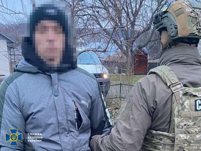 Двох буковинців затримали за підозрою у спробі теракту. Вони, ймовірно, намагалися підірвати поліцейських