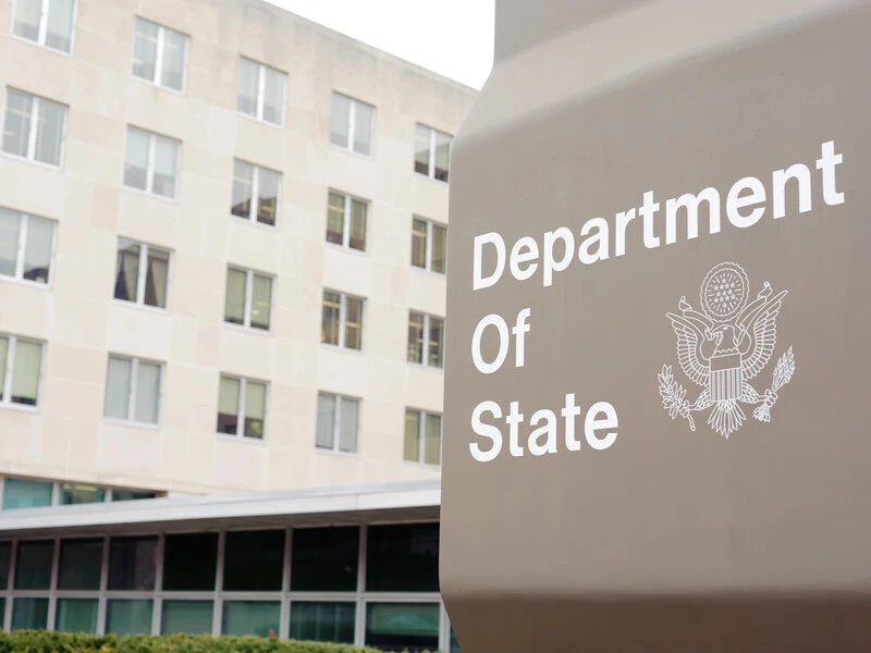 Держдеп США розпочав масове скорочення працівників. Понад тисячу людей вже звільнили