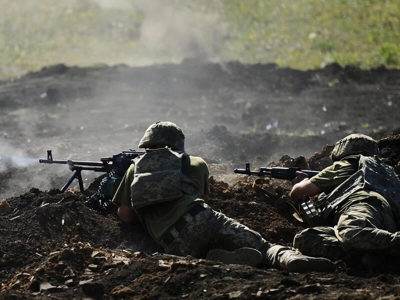 ЗСУ стримують спроби росіян просунутись у Добропіллі, залучено резерви – військовий