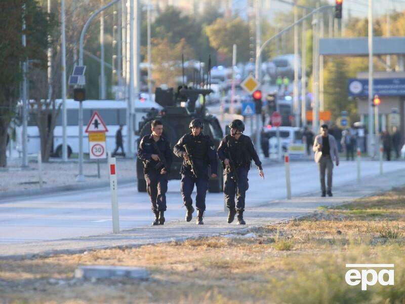 Унаслідок теракту в Анкарі загинуло четверо людей. З'явилися подробиці нападу. Фото, відео