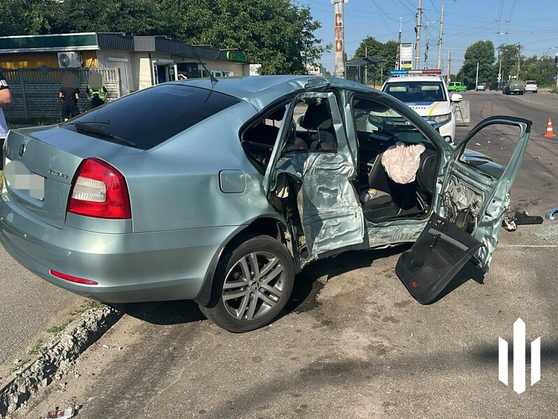 У Житомирі під час комендантської години сталося смертельне ДТП, в ДБР повідомили, хто був за кермом