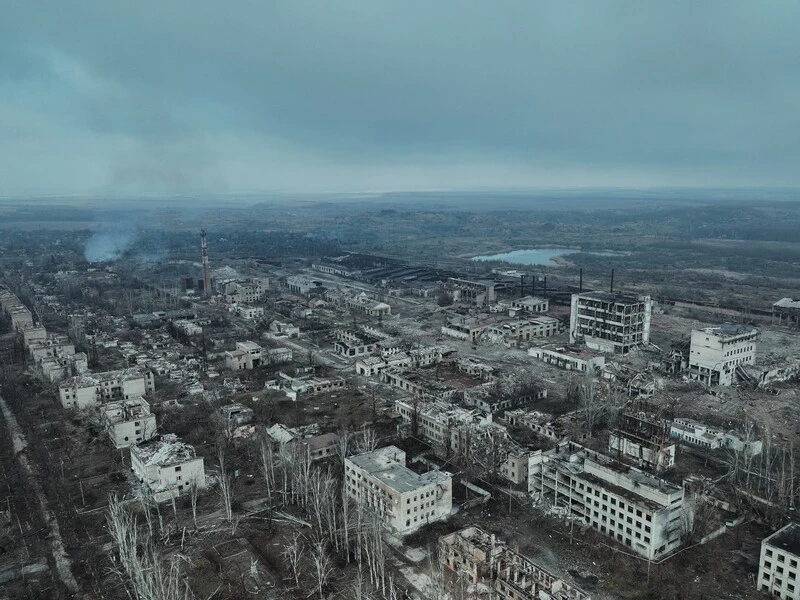 Колона російської бронетехніки з десантом намагалася прорватися до Часового Яру. В НГУ показали, як її зустрічали