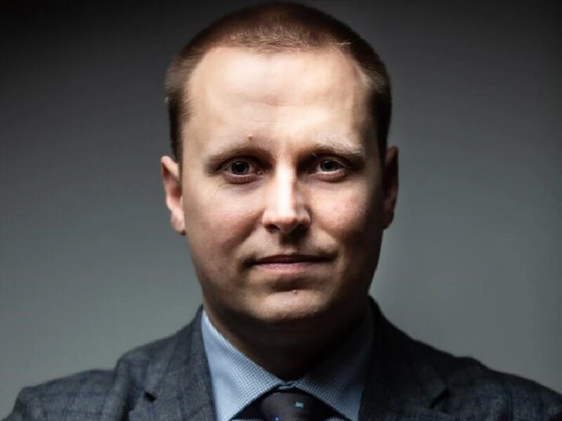 Суд поновив справу про контрабанду, в якій підозрюваною є сестра керівника підрозділу НАБУ Скомарова – ЗМІ